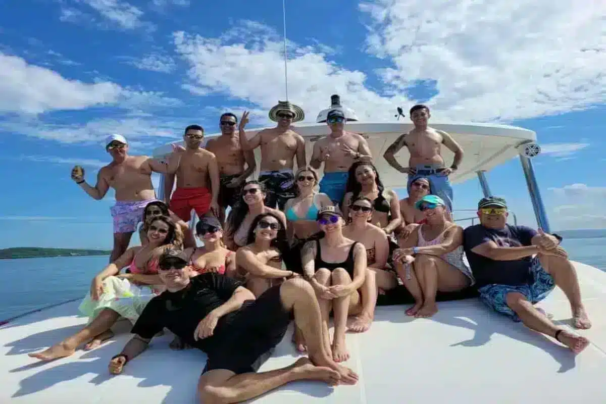 Catamarán Powercat Sea Warriors - Image 5