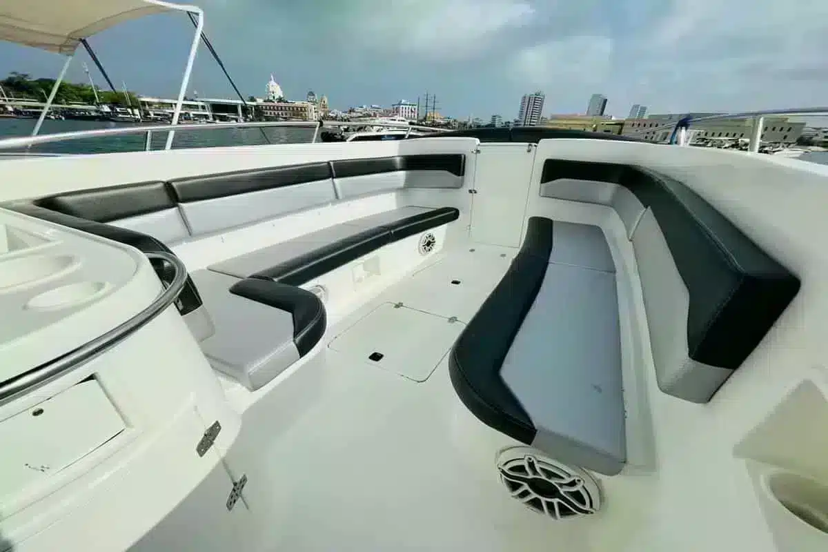 Lancha Bismarck - Image 2