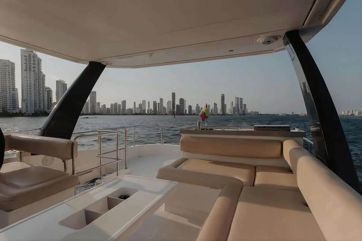 Catamarán Eclipse V - Image 9